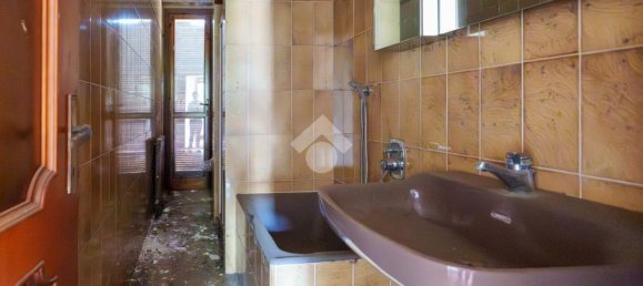 4 bedrooms Villa in Treviglio, Italy No. 298350 21