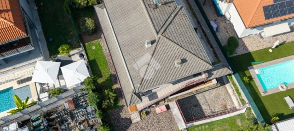 4 bedrooms Villa in Treviglio, Italy No. 298350 2