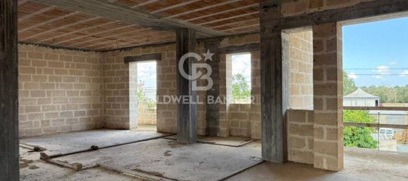 4 bedrooms House in Martano, Italy No. 268473 18