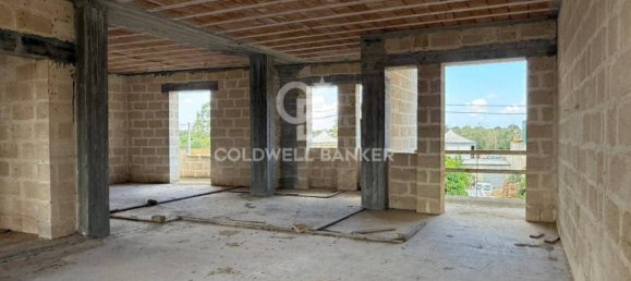 4 bedrooms House in Martano, Italy No. 268473 17