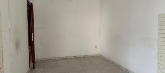Apartamento de 4 habitaciónes en Foggia, Italy No. 26126 17