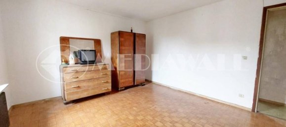 6 rooms House in Teglio Veneto, Italy No. 82910 16