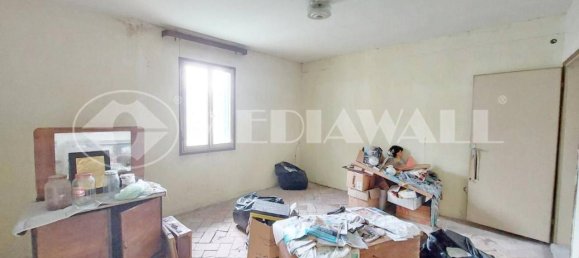 6 rooms House in Teglio Veneto, Italy No. 82910 20