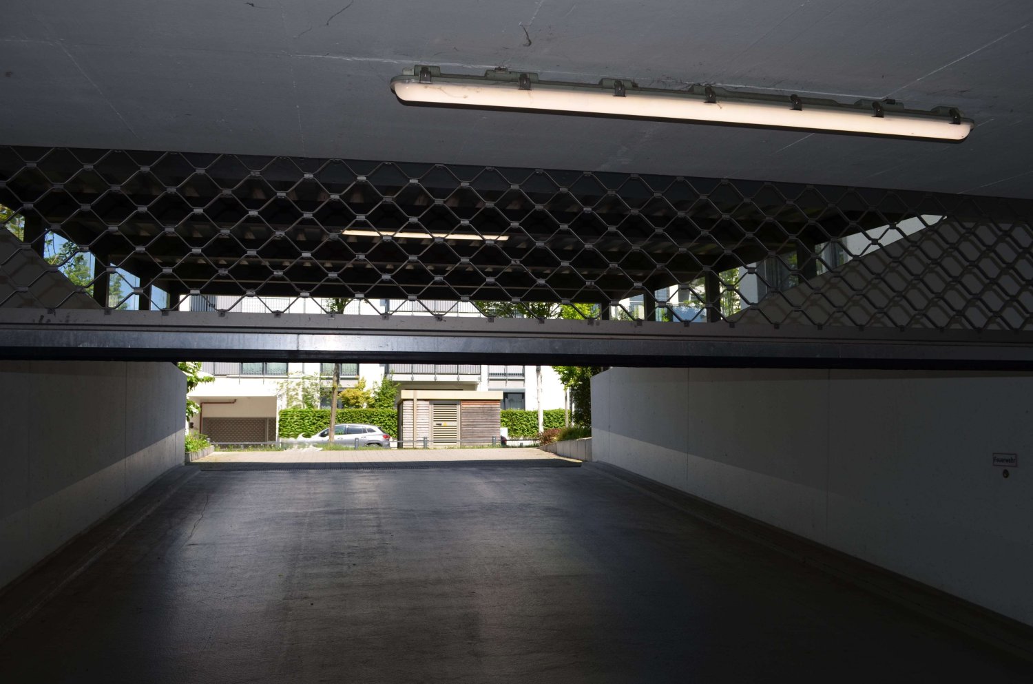  موقف سيارات في Ludwigshafen am Rhein, Germany رقم 319656