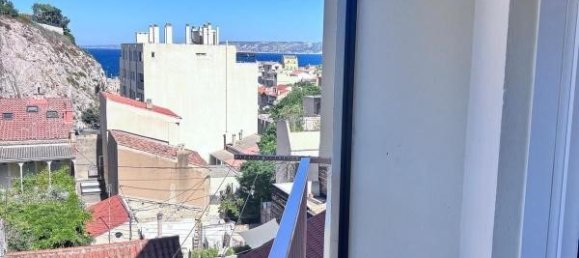 Apartamento de 2 dormitorios en Marseille, France No. 292069 8