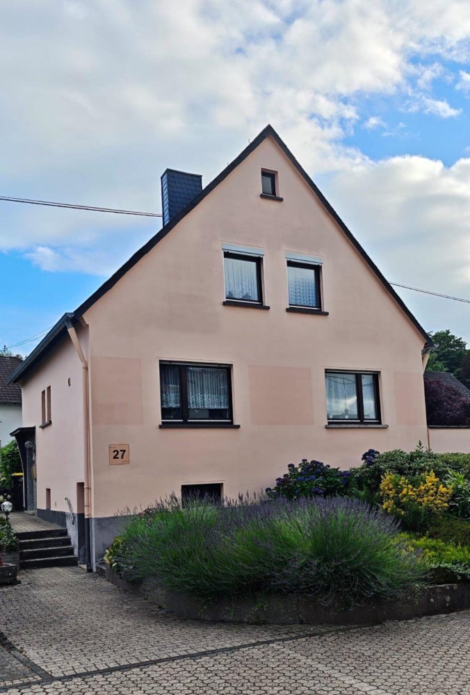 Таунхаус с 3 спальнями в Майен-Кобленц, Германия № 220571