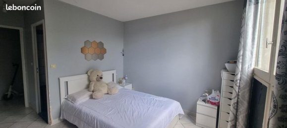 Apartamento T3 em Noisy-le-Grand, France N.º 357045 8
