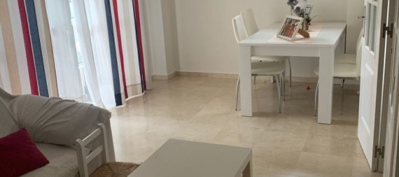 Adosado de 4 dormitorios en La Duquesa, Spain No. 139491 6