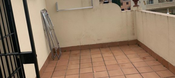 Adosado de 4 dormitorios en La Duquesa, Spain No. 139491 9