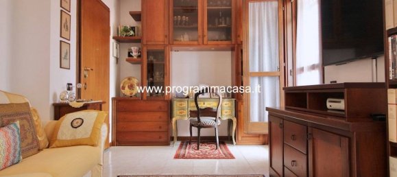 2 bedrooms Penthouse in Milan, Italy No. 290945 11