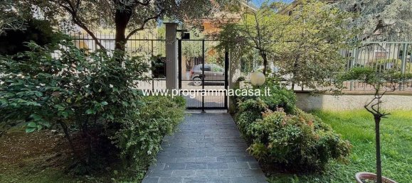 2 bedrooms Penthouse in Milan, Italy No. 290945 37