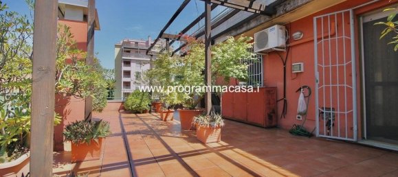 2 bedrooms Penthouse in Milan, Italy No. 290945 5