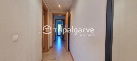 4 bedrooms Villa in Quarteira, Portugal No. 131464 19