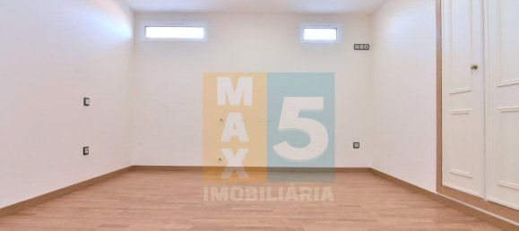 Дом с 7 спальнями в Лейрия, Португалия № 156515 44