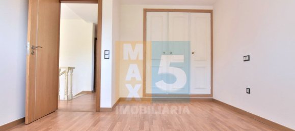 Дом с 7 спальнями в Лейрия, Португалия № 156515 40