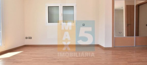 Дом с 7 спальнями в Лейрия, Португалия № 156515 18