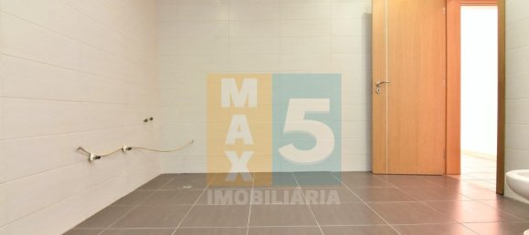 Дом с 7 спальнями в Лейрия, Португалия № 156515 23