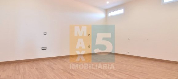 Дом с 7 спальнями в Лейрия, Португалия № 156515 43