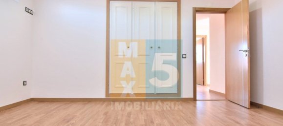 Дом с 7 спальнями в Лейрия, Португалия № 156515 41