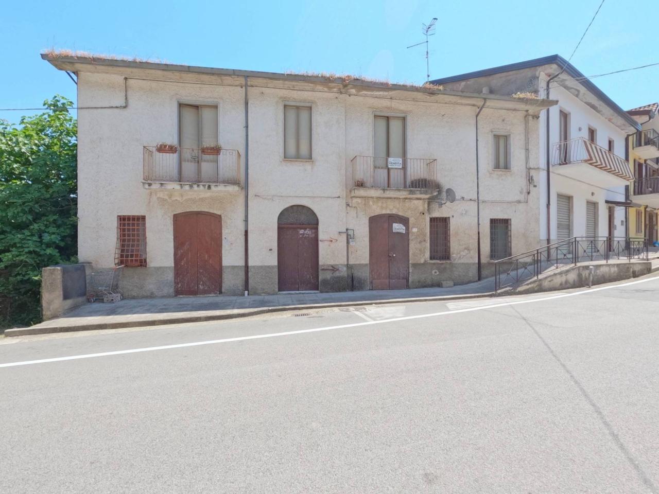 3 rooms Apartment in Santa Paolina, Italy No. 80132