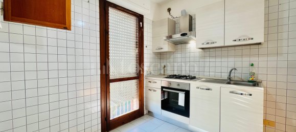 4-Zimmer Wohnung in Rome, Italy, Nr. 72586 10