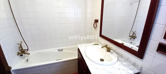 5 bedrooms Castles in Casares, Spain No. 185485 7