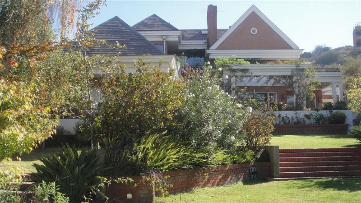 7 bedrooms House in Santiago, Chile No. 1629