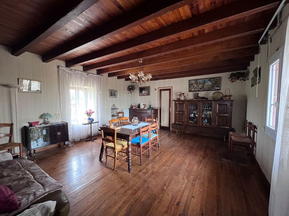 3 bedrooms House in Aveyron, France No. 320537