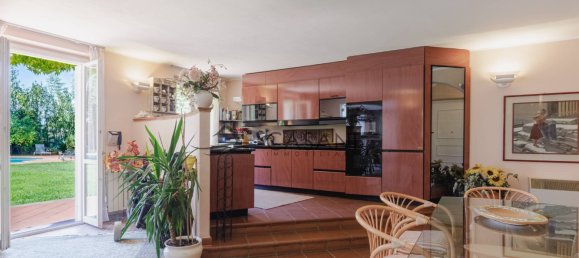 6 bedrooms Villa in Massarosa, Italy No. 345805 35