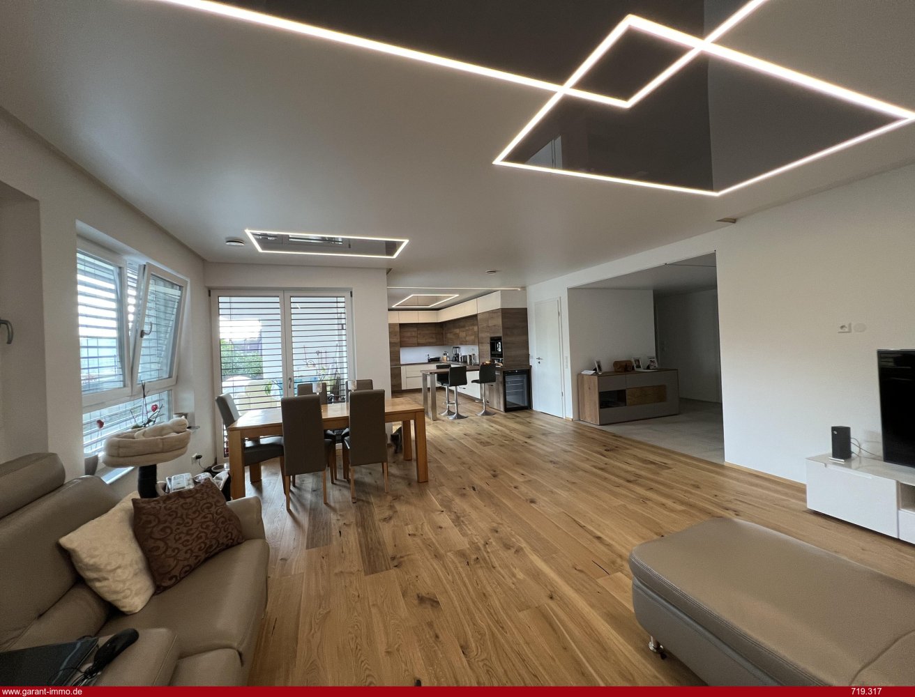 4 bedrooms Apartment in Heilbronn, Germany No. 913