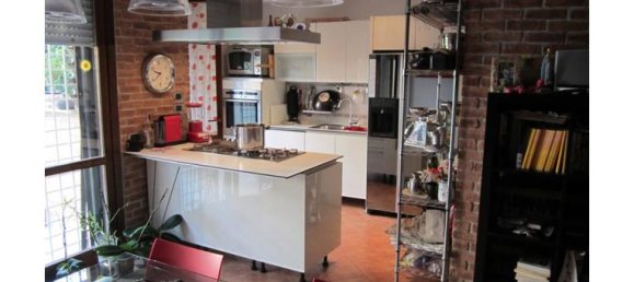 2 bedrooms Apartment in Rome, Italy No. 254296 3