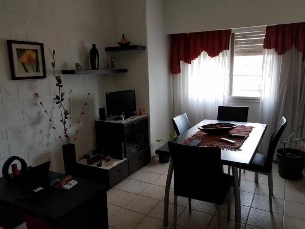 Studio in Lanus, Argentina No. 10593