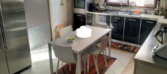 4غرفة منزل ذو طابقين في Busto Arsizio, Italy رقم 183547 8