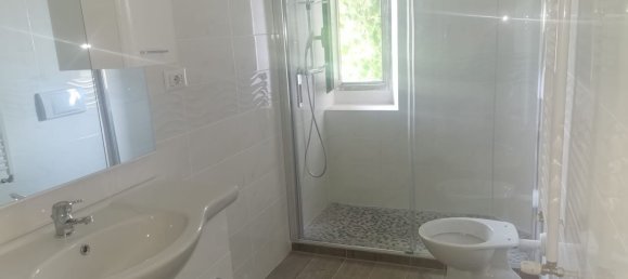 3 rooms Apartment in Guidonia Montecelio, Italy No. 177106 2