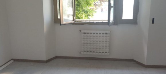 3 rooms Apartment in Guidonia Montecelio, Italy No. 177106 20