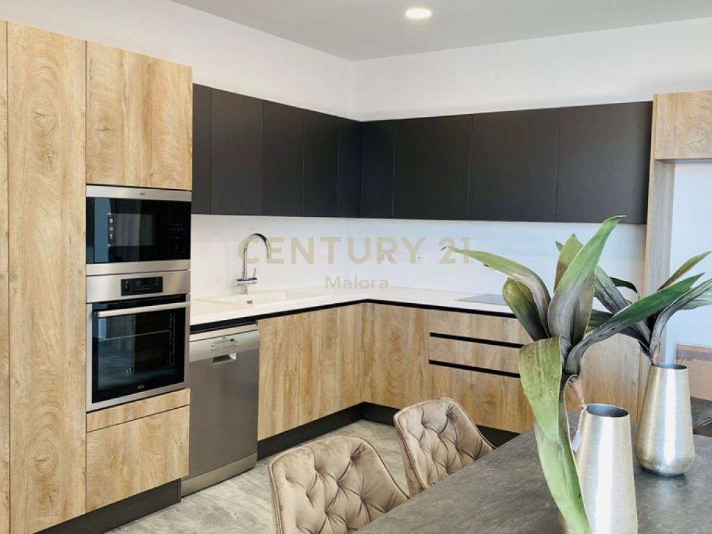 3 Schlafzimmer Wohnung in Agios Tychonas, Cyprus, Nr. 702