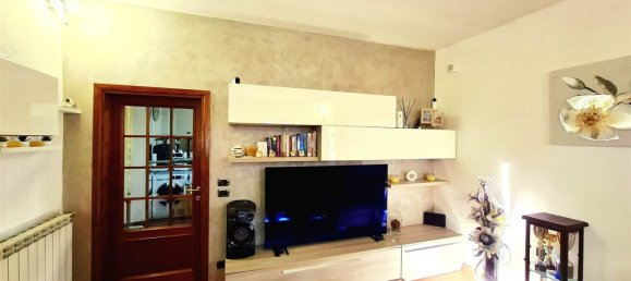 4 rooms House in Scandicci, Italy No. 265197 14
