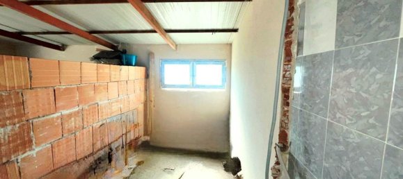 4 rooms House in Scandicci, Italy No. 265197 43