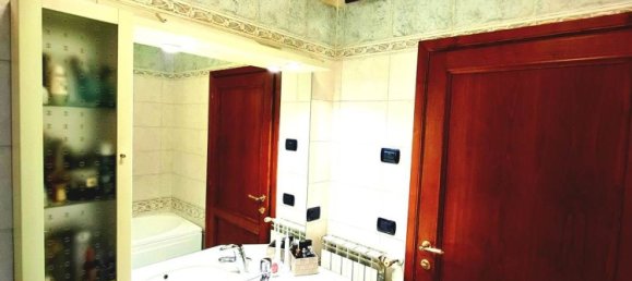 4 rooms House in Scandicci, Italy No. 265197 29