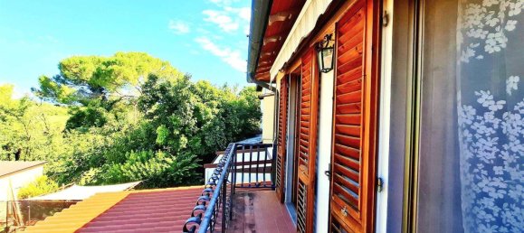 4 rooms House in Scandicci, Italy No. 265197 35