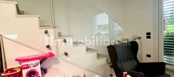 Villa T3 em Oltrona di San Mamette, Italy N.º 84683 15