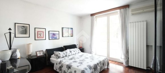 4-salle Villa à Verano Brianza, Italy No. 85902 22