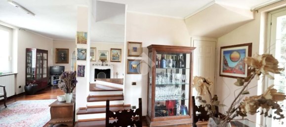 4-salle Villa à Verano Brianza, Italy No. 85902 13