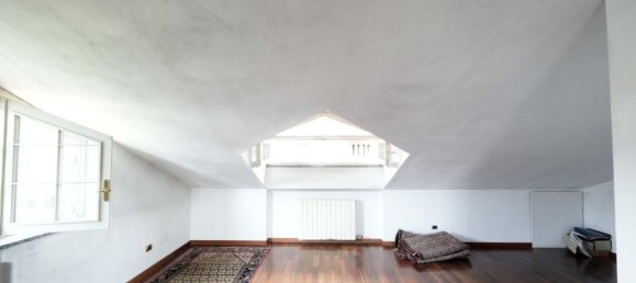 4-salle Villa à Verano Brianza, Italy No. 85902 31