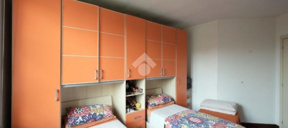 4-salle Villa à Verano Brianza, Italy No. 85902 25