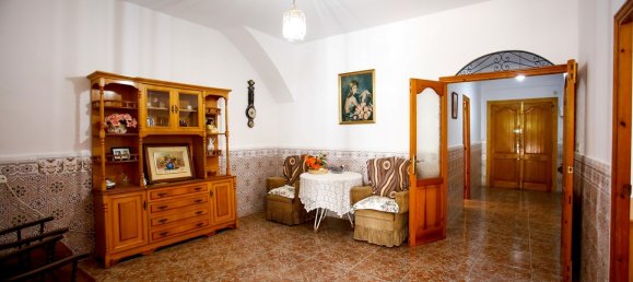 6 bedrooms Townhouse in Denia, Spain No. 2434 10