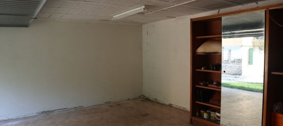 3 bedrooms Apartment in Cento, Italy No. 314568 18