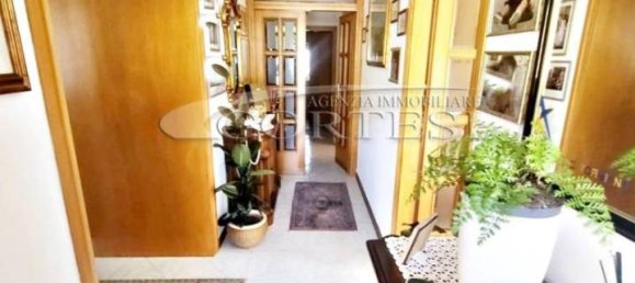 6 rooms Apartment in Perugia, Italy No. 164136 4