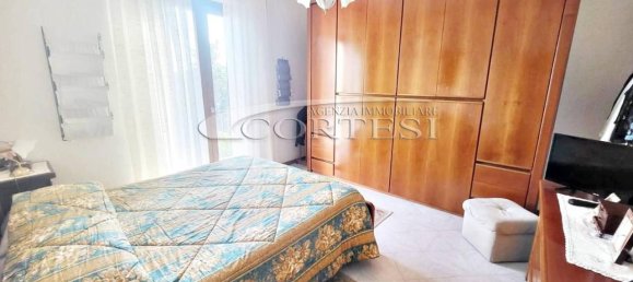 6 rooms Apartment in Perugia, Italy No. 164136 6