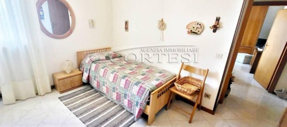 6 rooms Apartment in Perugia, Italy No. 164136 10